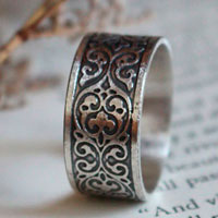 Arabesques de feuilles, bague volute baroque en argent