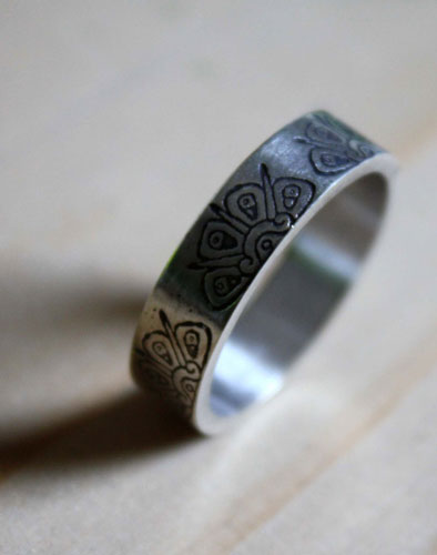 Astre sacré, bague tribal soleil Maya en argent