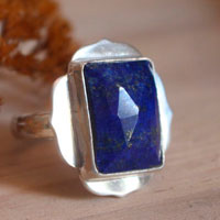 Au bord du Nil, bague égyptienne en argent et lapis lazuli