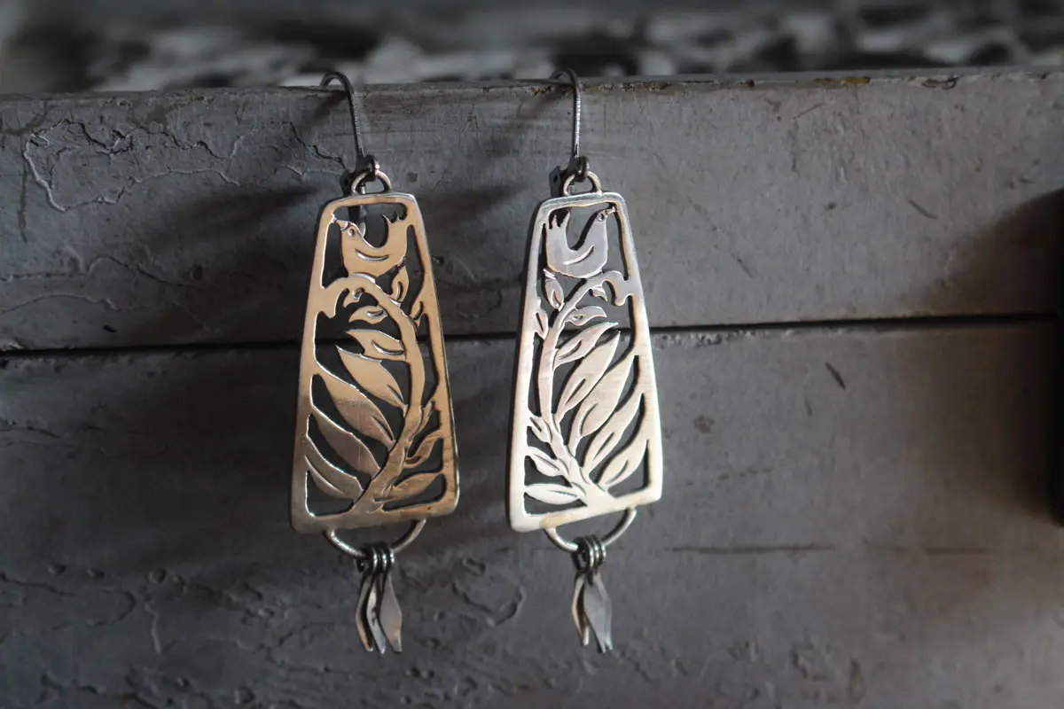 Berceuse, boucles d’oreilles oiseau et fougère en argent