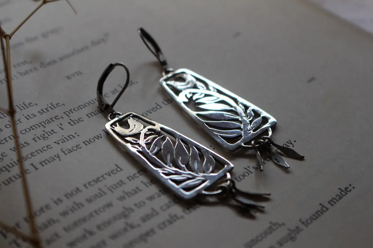 Berceuse, boucles d’oreilles oiseau et fougère en argent