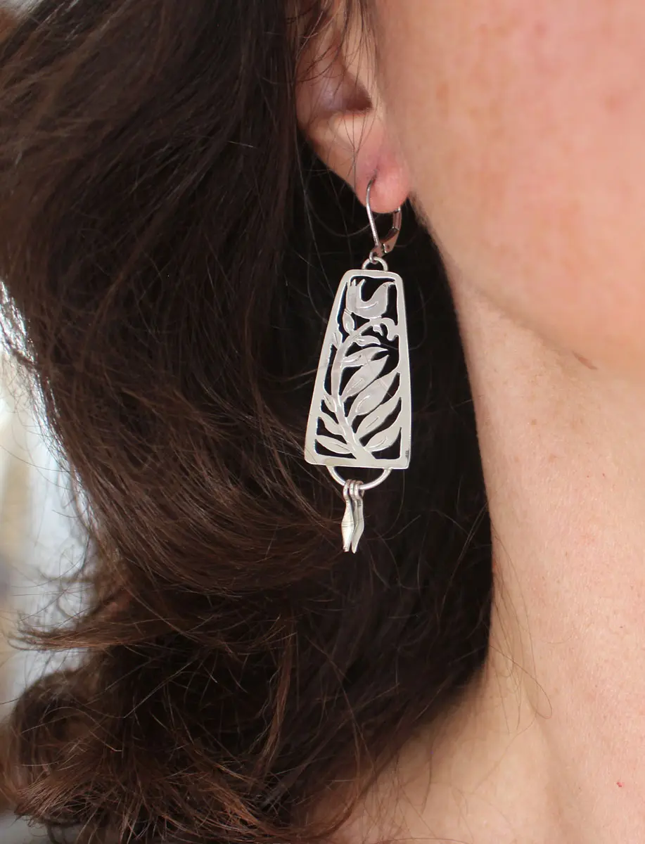 Berceuse, boucles d’oreilles oiseau et fougère en argent