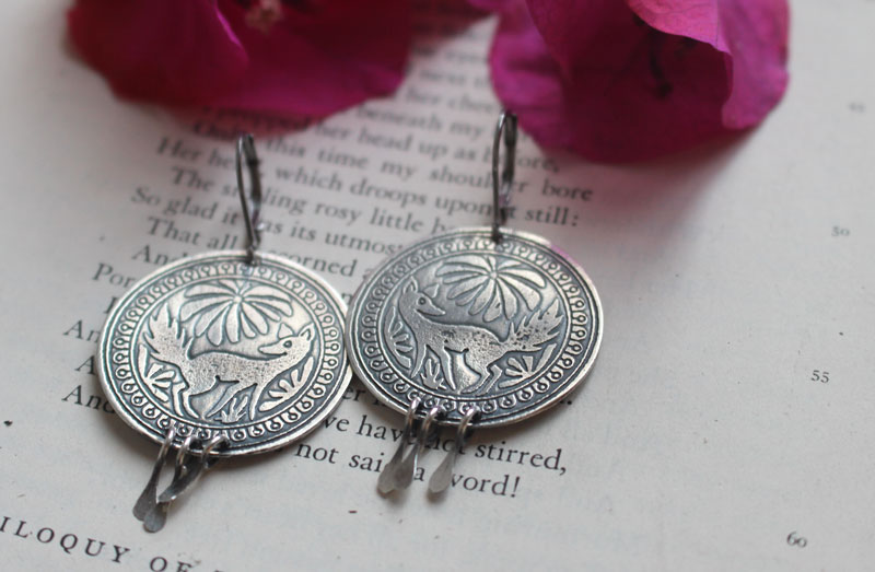 Bekuh, boucles d’oreilles chien mexicain en argent