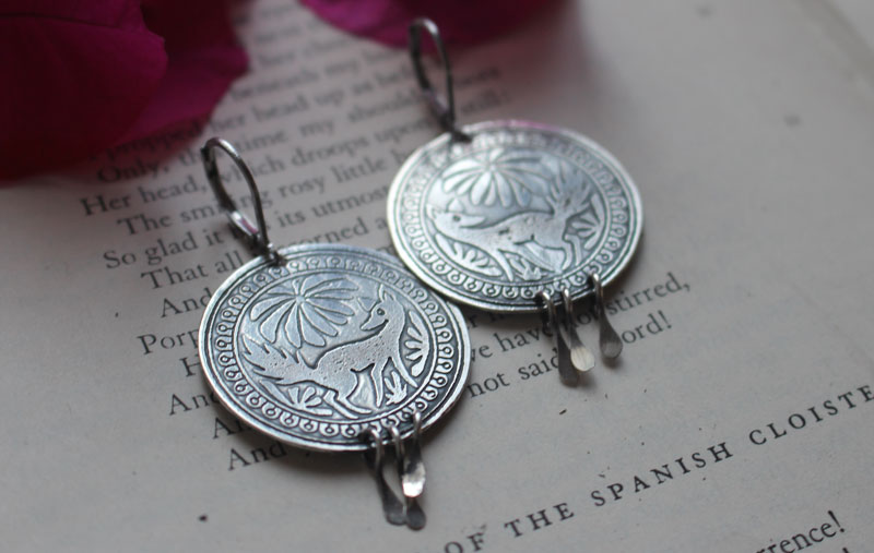 Bekuh, boucles d’oreilles chien mexicain en argent