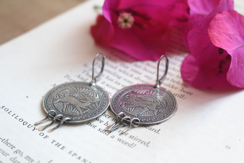Bidxuin, boucles d’oreilles cerf mexicain en argent