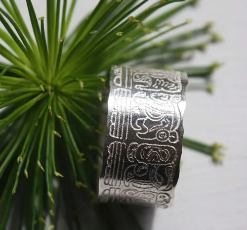 Calendrier maya, bague compte long du calendrier maya personnalisée en argent