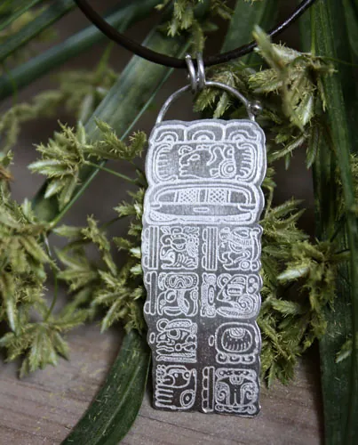 Calendrier maya, pendentif calendrier maya en argent