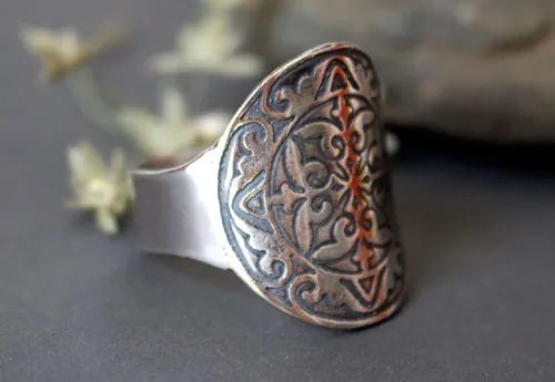 Cassius, bague chevalière bouclier médiéval en argent