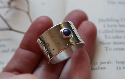 Certitude, bague foi en argent et lapis-lazuli