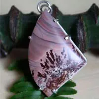 Chiricahua, pendentif tribu amérindienne en argent et rhyolite apache