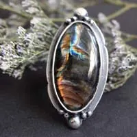 Ciel de tempête, bague miroir céleste en argent et labradorite