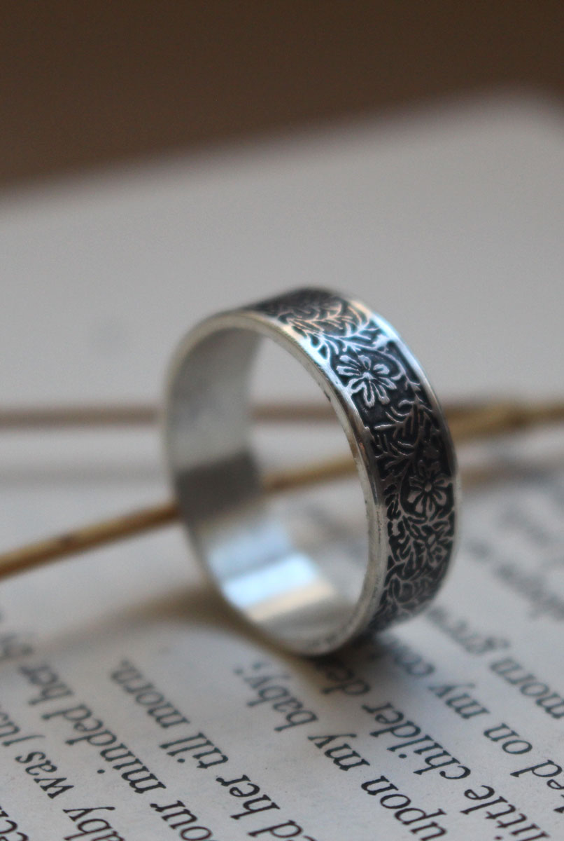 Cosmos, bague fleur en argent