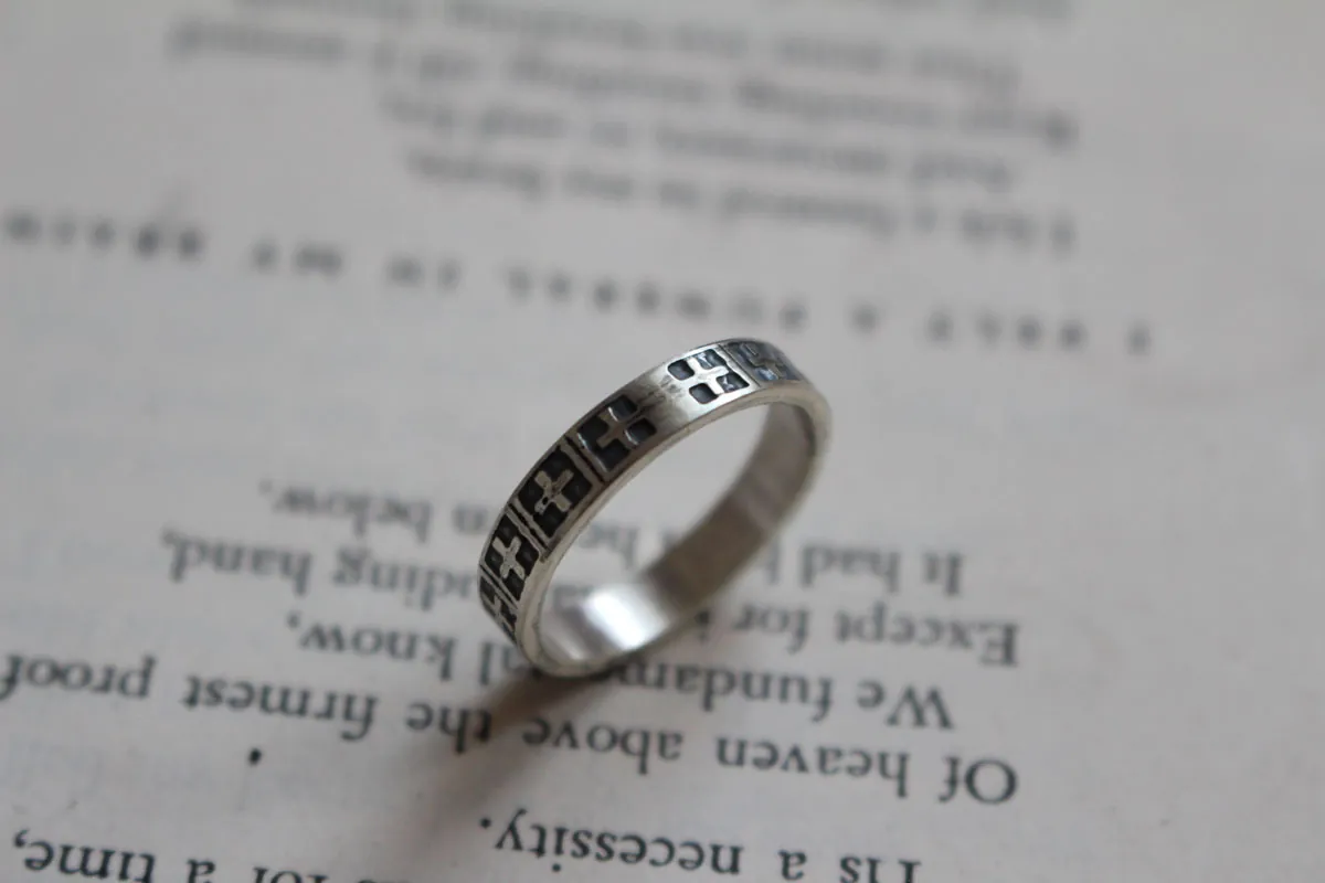 Croix, bague foi médiévale en argent
