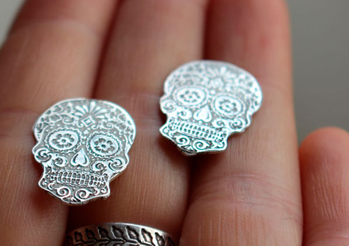 Calaca, boucles d’oreilles crâne mexicain en argent