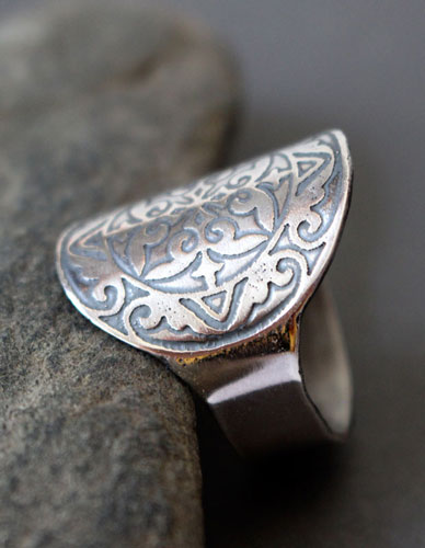 Cassius, bague chevalière bouclier médiéval en argent