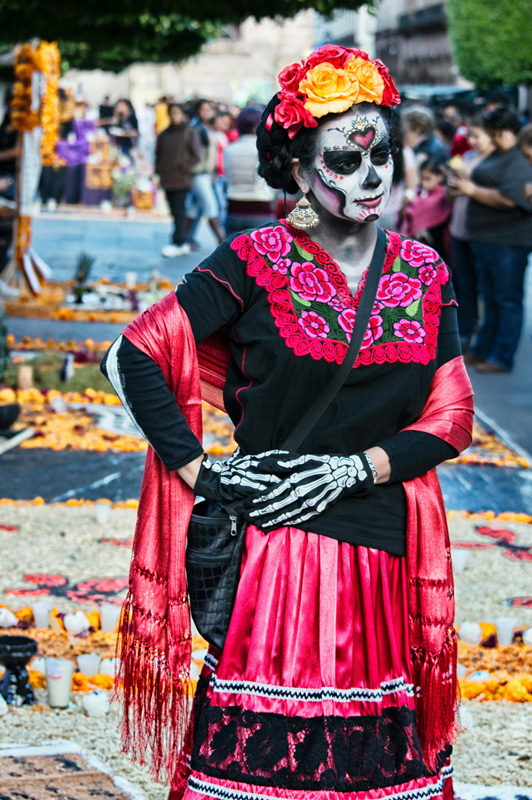 Catrina, boucles d&rsquo;oreilles cranes du jour des morts dans le folklore mexicain en argent