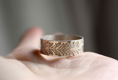 Chèvrefeuille, bague nature en argent