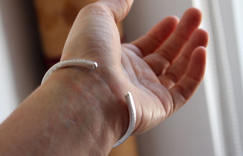 Couronne de feuilles, bracelet botanique en argent