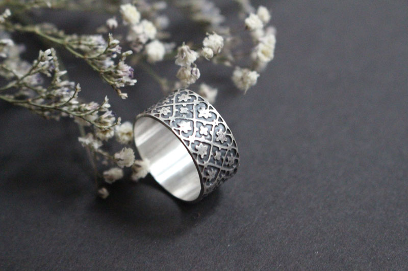 Couronne de lierre, bague force des liens en argent