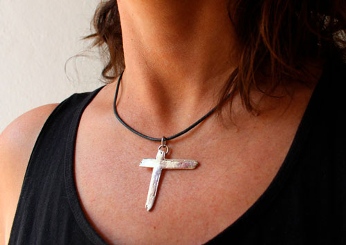 Croix d’Indochine Deluxe, pendentif Paradize du groupe de rock en argent 