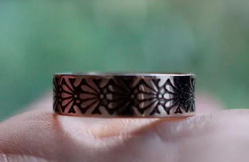 Dahlia, bague fleur en argent