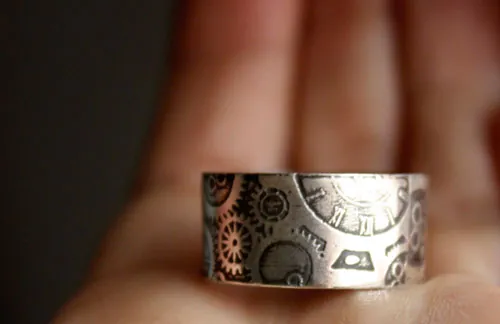 Docteur Jekyll, bague engrenage d’horlogerie steampunk en argent
