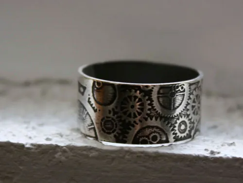 Docteur Jekyll, bague engrenage d’horlogerie steampunk en argent