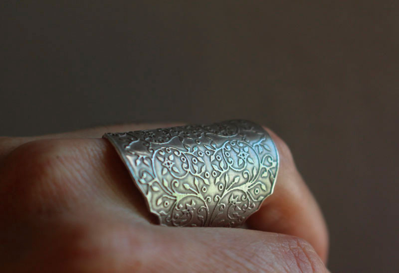 Dandy, bague élégance baroque en argent