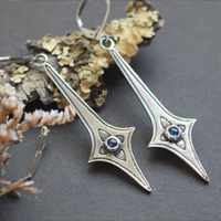 Étoile guerrière, boucles d’oreilles épée céleste en argent et zircon bleu