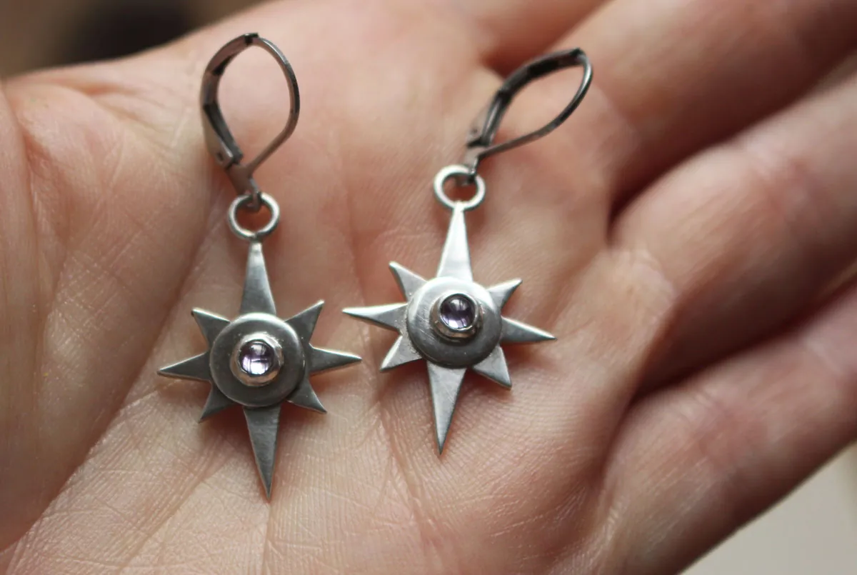 Étoile solitaire, boucles d’oreilles guide nocturne en argent et zircon