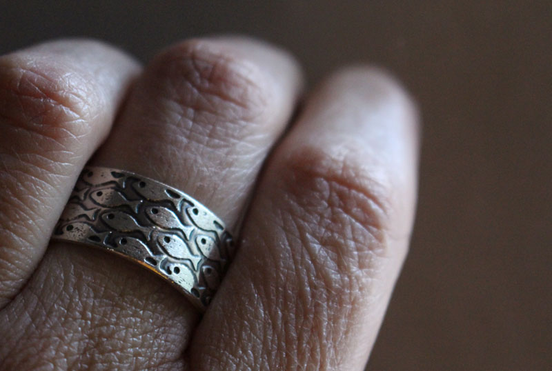En harmonie, bague poissons en argent