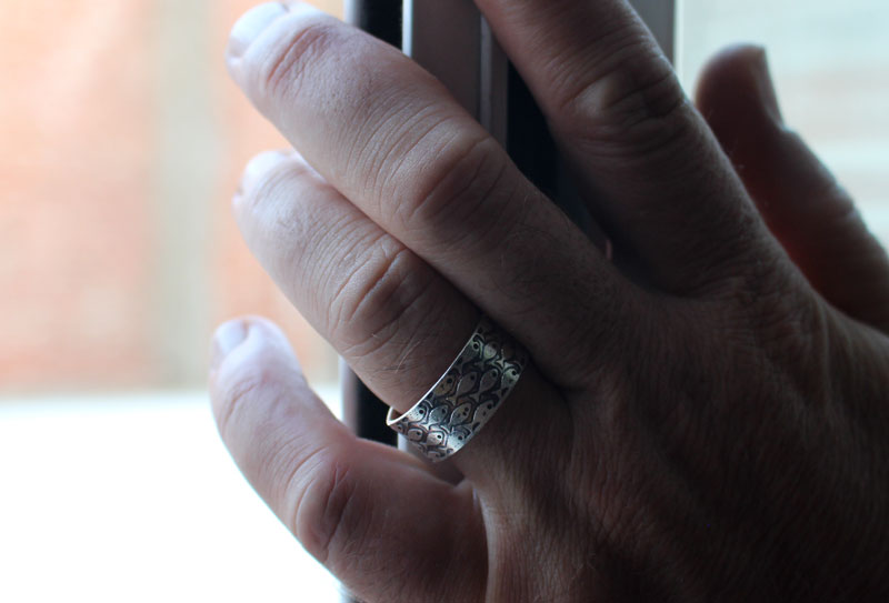 En harmonie, bague poissons en argent