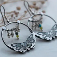 Farandole, boucles d’oreilles papillons en argent, agate jaune, agate verte et amazonite