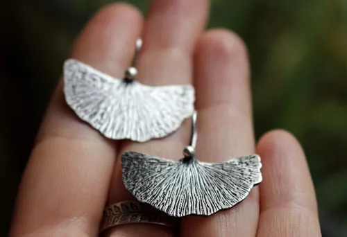 Feuille de Ginkgo, boucles d’oreilles plante médicinale en argent