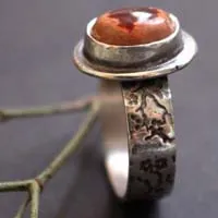 Fleur de cerisier rouge, bague cerise japonaise en argent et opale de feu