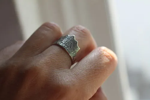 Fleur de l’âme, bague mandala floral en argent