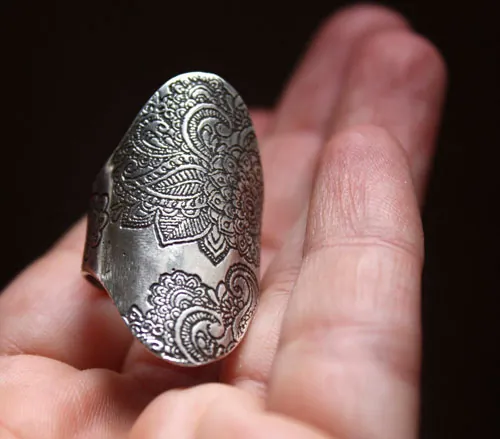 Fleur de la sagesse, bague cachemire goutte indienne en argent