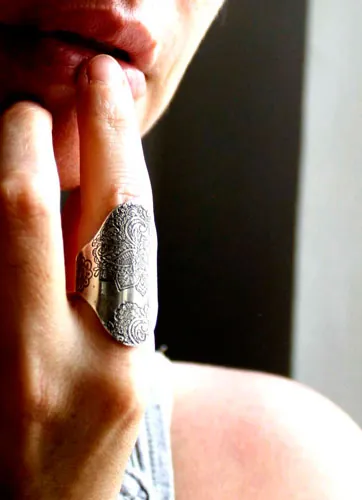 Fleur de la sagesse, bague cachemire goutte indienne en argent