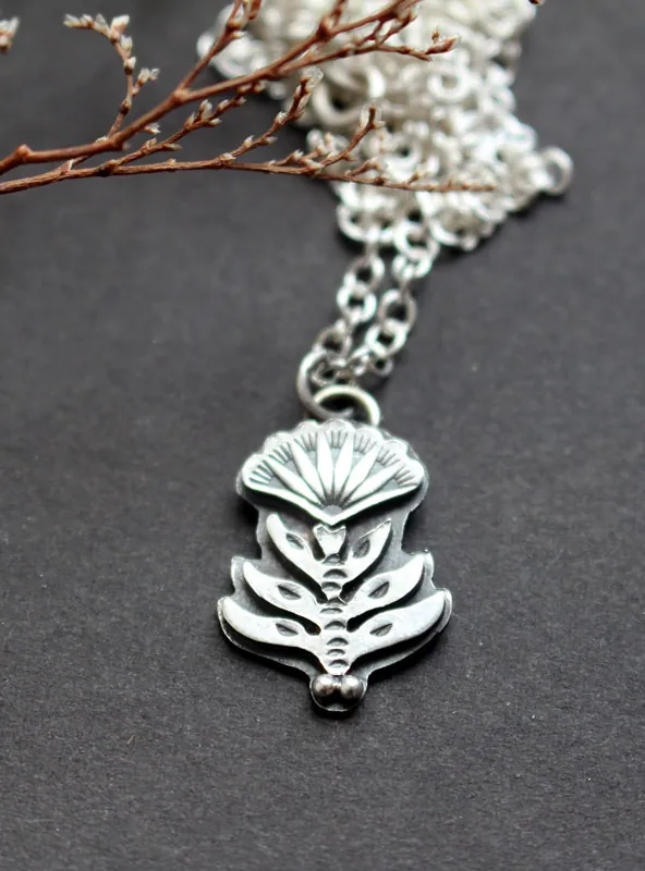 Fleurir, collier fleur de scaevola en argent