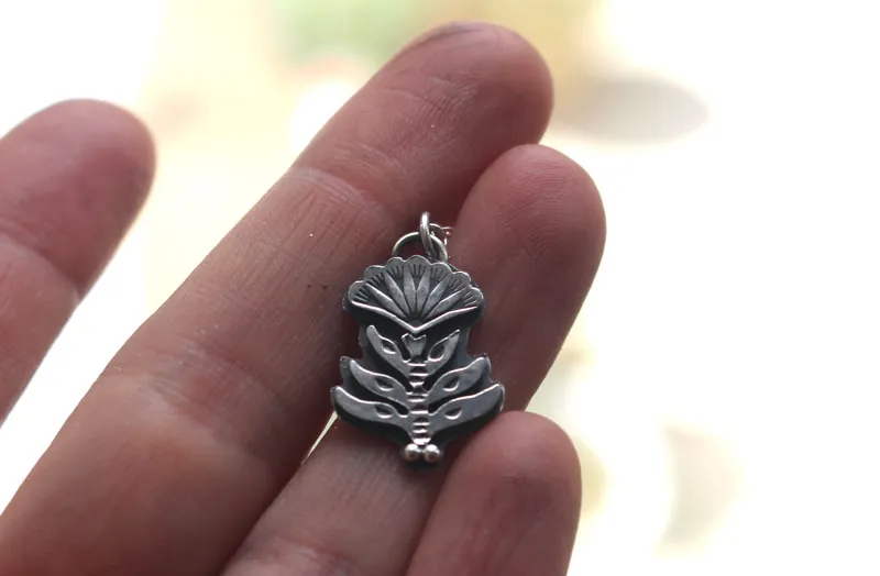 Fleurir, collier fleur de scaevola en argent