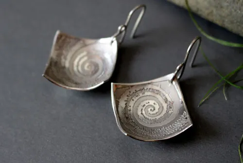Fossile, boucles d’oreilles Ammonite en argent