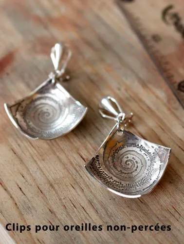 Fossile, boucles d’oreilles Ammonite en argent