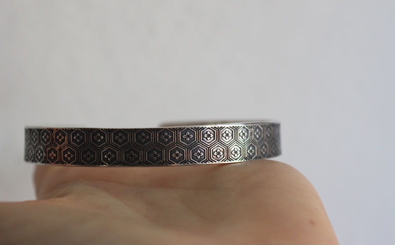 Fleur de châtaigne, bracelet motif traditionnel japonais en argent