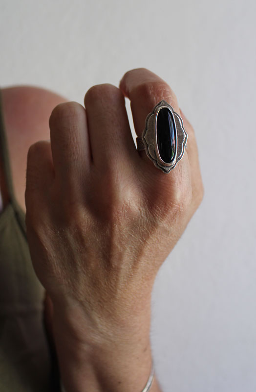 Fleur du vent, bague nuage en argent et onyx