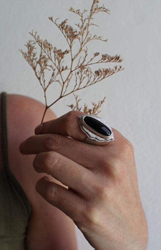 Fleur du vent, bague nuage en argent et onyx