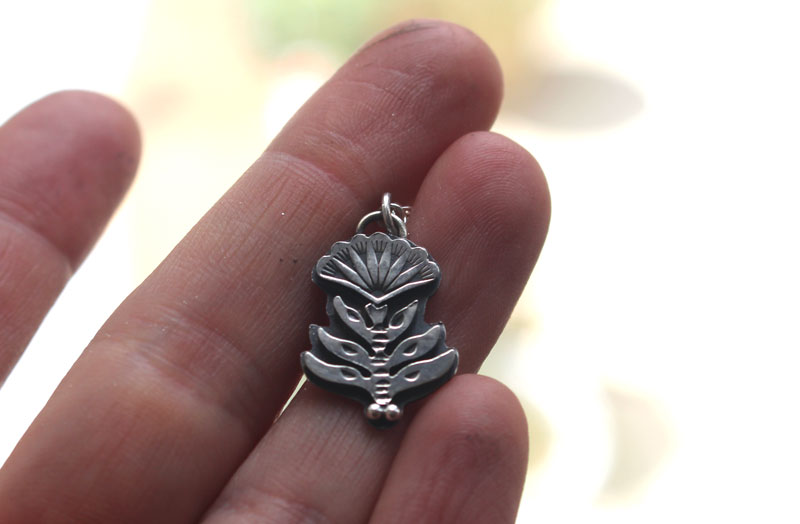 Fleurir, collier fleur de scaevola en argent