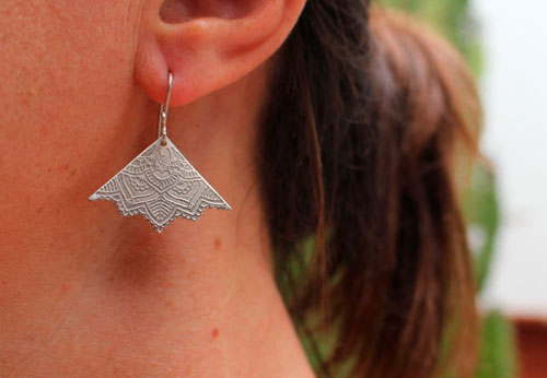 Fleurs de vie, boucles d’oreilles lotus mandala triangle en argent