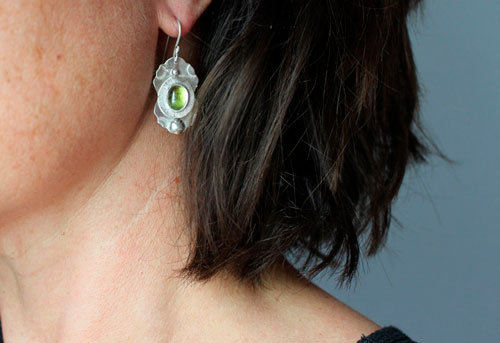 Forêt sous les étoiles, boucles d’oreilles rayons de lune en argent et péridot