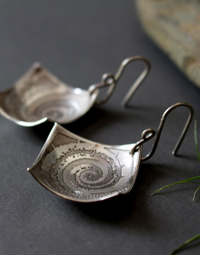 Fossile, boucles d&rsquo;oreilles ammonite en argent