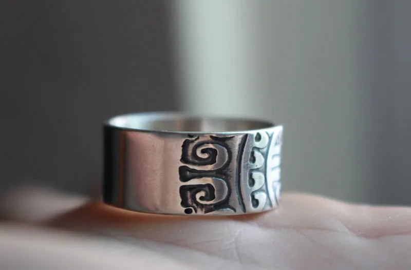 Grande marquisienne, bague polynésienne en argent